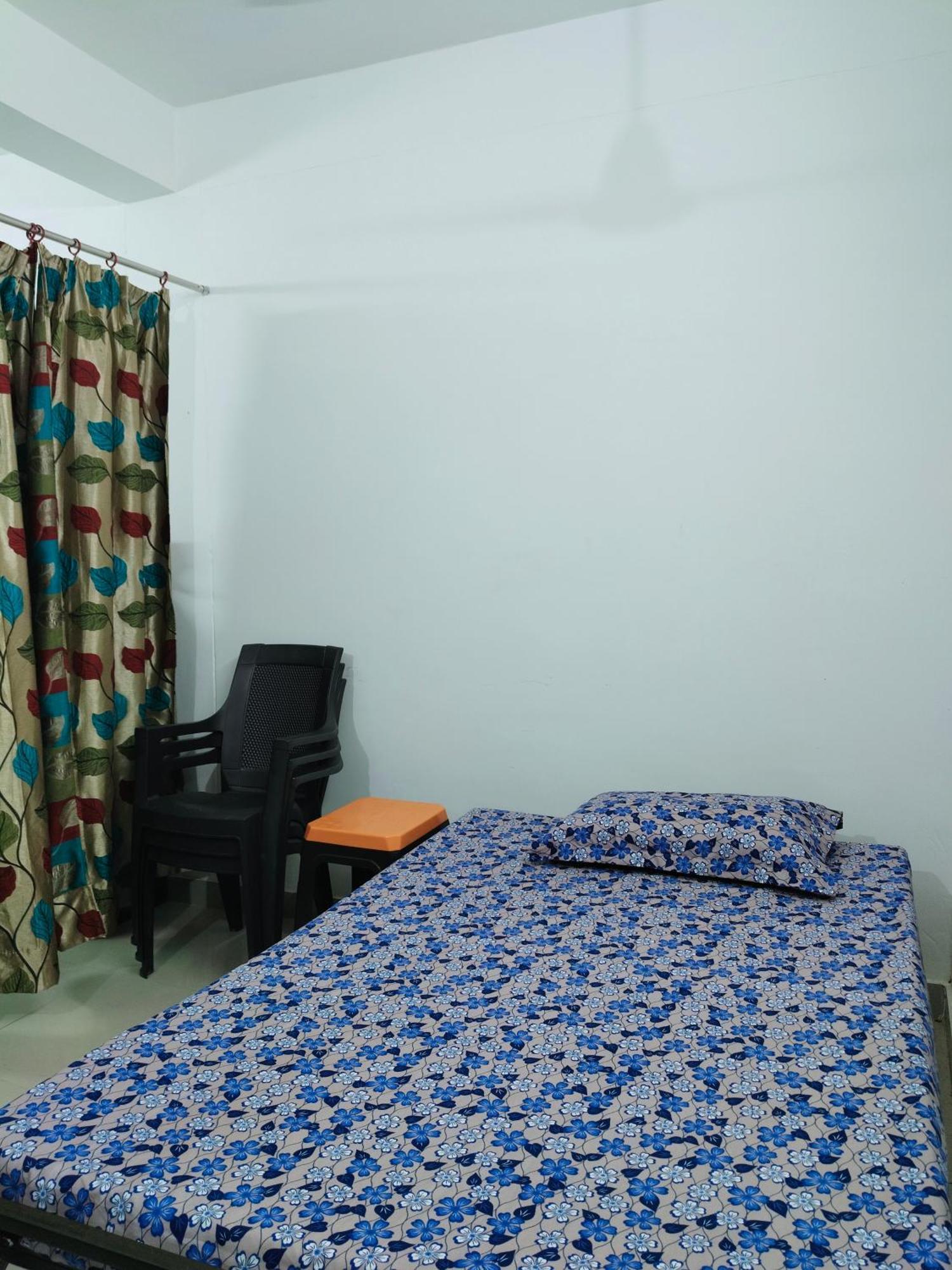 Sharda Homestay Ayodhya Extérieur photo