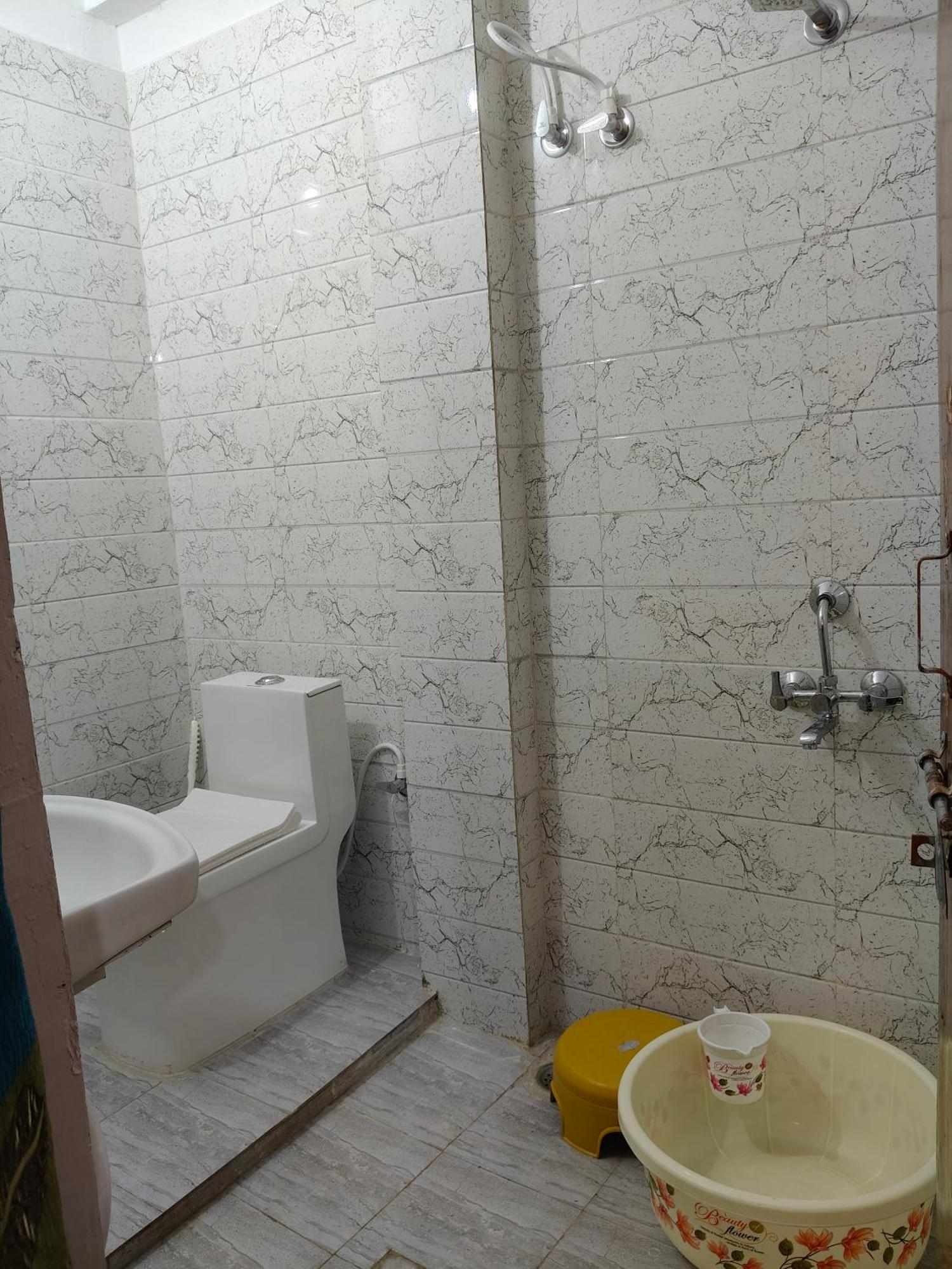 Sharda Homestay Ayodhya Extérieur photo
