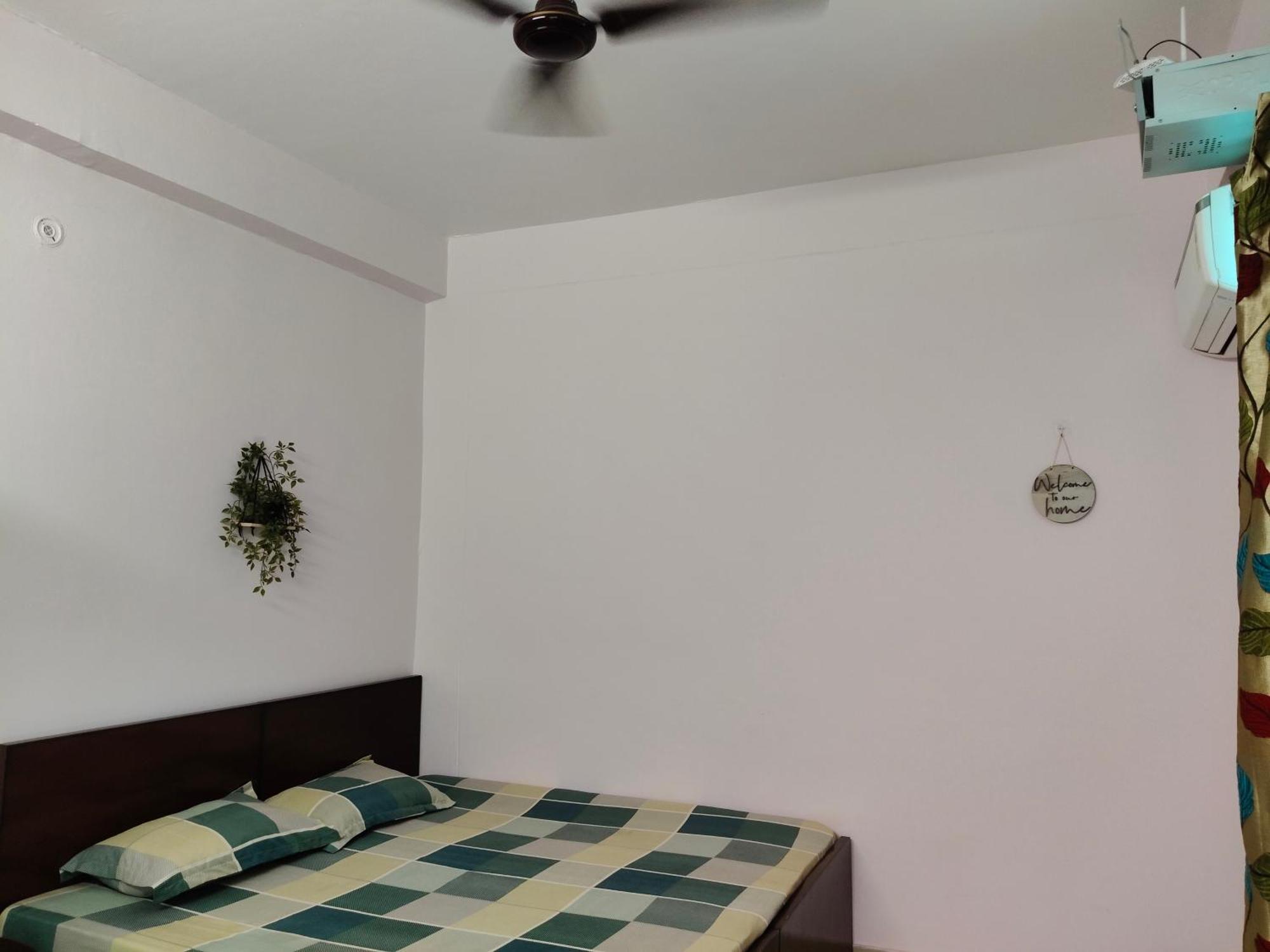 Sharda Homestay Ayodhya Extérieur photo